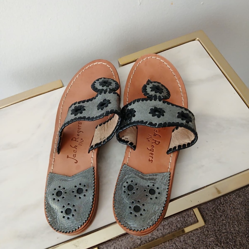 Jack Rogers Vintage Gray Leather Floral Thong Sandals Women Size 7